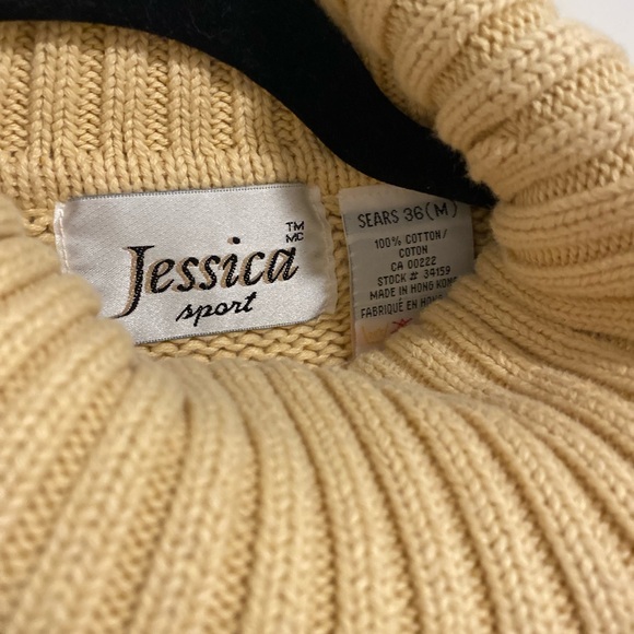 Never used turtle neck sweater. - Picture 4 of 5